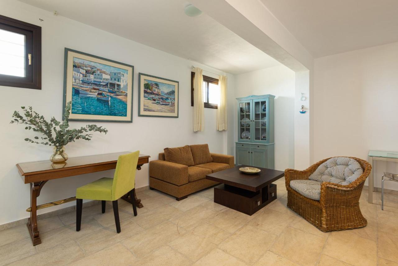 Seagrove, Beachfront Villa In Possidi #Feelslikehome Skála Foúrkas 외부 사진
